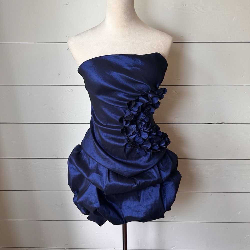 Y2K Daisy Navy Blue Satin Prom Formal Hoco Mini Dress M Bubble Hem 3D Flowers